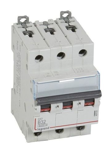Автоматический выключатель Legrand DX³ 3P 32А (B) 10кА